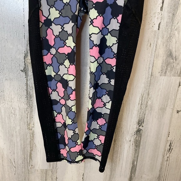 Sweaty Betty Crop Legging - Picture 3 of 8